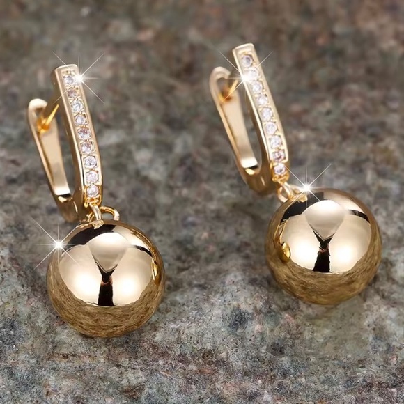Jewelry - New 14k Gold Hook and Ball Minimalist Drop Earrings
